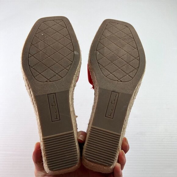 Me Too Casey Mini-Wedge Textile Criss Cross Open Toe Red Sandal Womens Size 8M - Picture 9 of 11